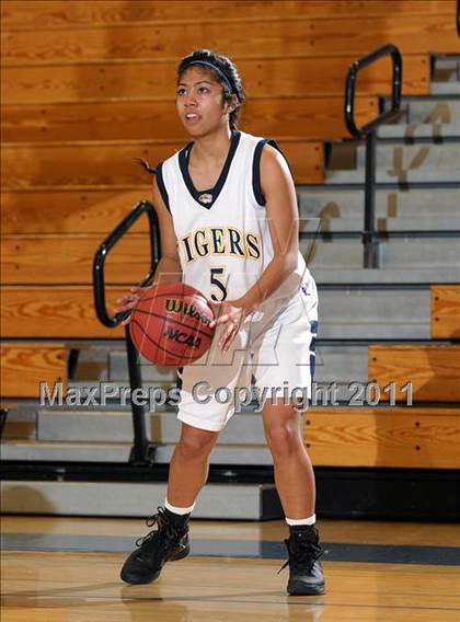 Thumbnail 2 in River Valley @ Inderkum photogallery.
