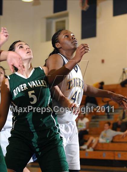 Thumbnail 3 in River Valley @ Inderkum photogallery.