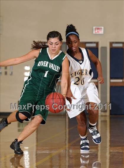 Thumbnail 3 in River Valley @ Inderkum photogallery.