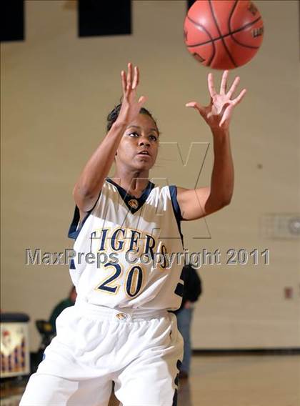 Thumbnail 2 in River Valley @ Inderkum photogallery.