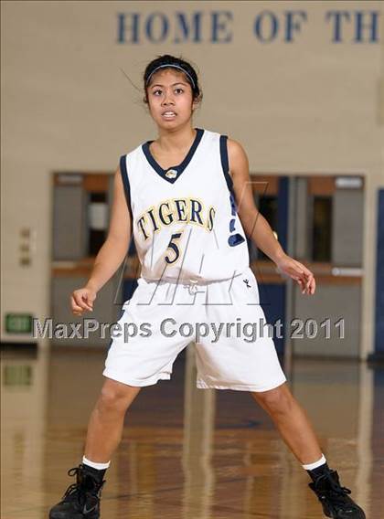 Thumbnail 3 in River Valley @ Inderkum photogallery.