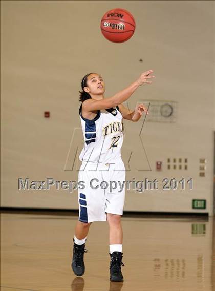 Thumbnail 2 in River Valley @ Inderkum photogallery.