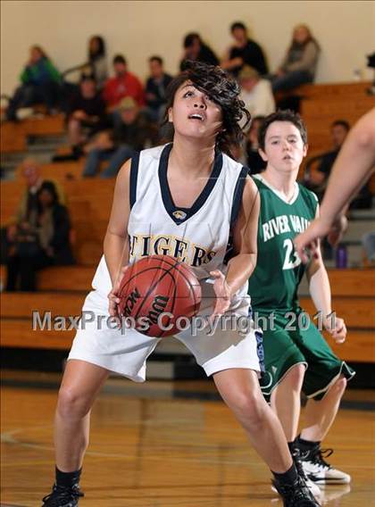 Thumbnail 1 in River Valley @ Inderkum photogallery.