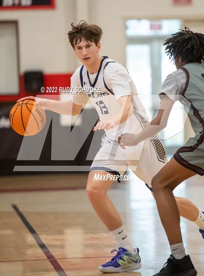 Thumbnail 3 in Cimarron-Memorial vs Oak Ridge (Torrey Pines Holiday Classic Tip-Off)  photogallery.