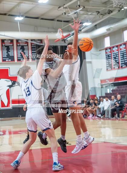 Thumbnail 2 in Cimarron-Memorial vs Oak Ridge (Torrey Pines Holiday Classic Tip-Off)  photogallery.