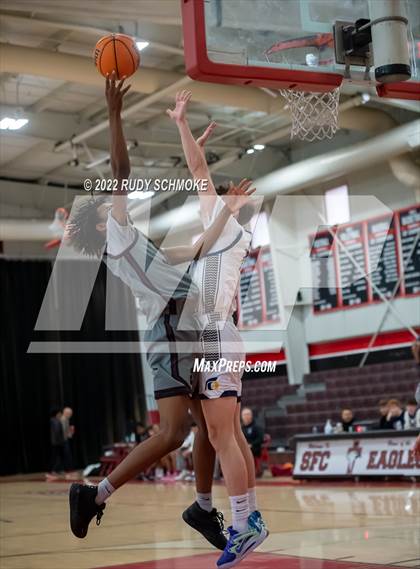 Thumbnail 1 in Cimarron-Memorial vs Oak Ridge (Torrey Pines Holiday Classic Tip-Off)  photogallery.