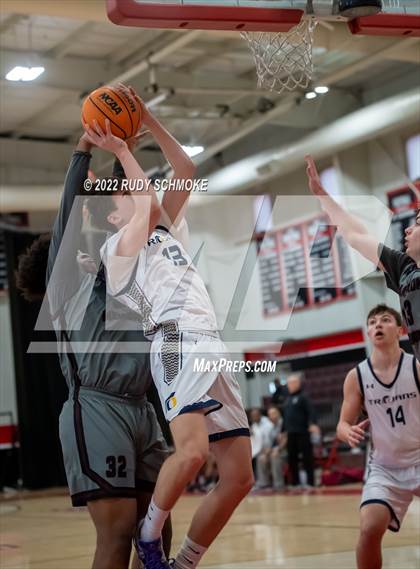 Thumbnail 3 in Cimarron-Memorial vs Oak Ridge (Torrey Pines Holiday Classic Tip-Off)  photogallery.