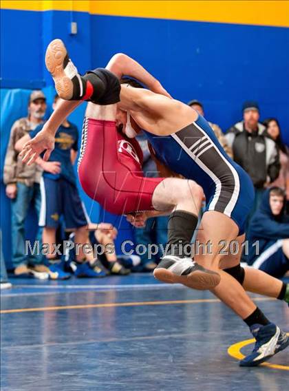 Thumbnail 1 in Humboldt-Del Norte Conference Wrestling Championships @ Del Norte photogallery.