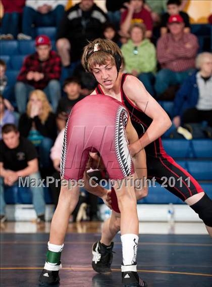 Thumbnail 1 in Humboldt-Del Norte Conference Wrestling Championships @ Del Norte photogallery.