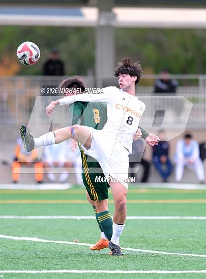 Thumbnail 3 in Cypress vs. Saddleback (Hawks Invitational) photogallery.