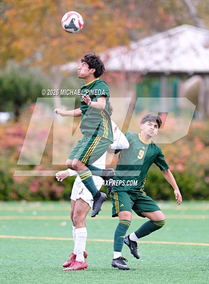 Thumbnail 2 in Cypress vs. Saddleback (Hawks Invitational) photogallery.