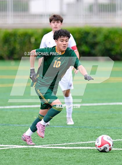 Thumbnail 2 in Cypress vs. Saddleback (Hawks Invitational) photogallery.