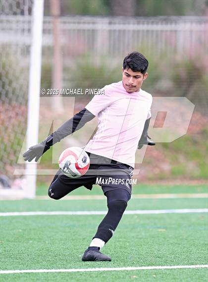 Thumbnail 2 in Cypress vs. Saddleback (Hawks Invitational) photogallery.