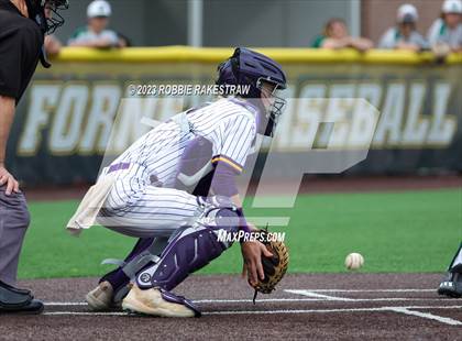Thumbnail 3 in Edgewood vs. Scurry-Rosser (UIL 3A Area Playoff) photogallery.