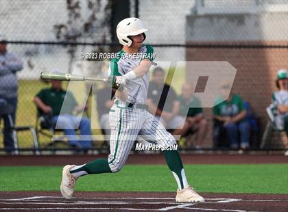 Thumbnail 1 in Edgewood vs. Scurry-Rosser (UIL 3A Area Playoff) photogallery.