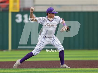 Thumbnail 2 in Edgewood vs. Scurry-Rosser (UIL 3A Area Playoff) photogallery.