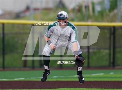 Thumbnail 2 in Edgewood vs. Scurry-Rosser (UIL 3A Area Playoff) photogallery.