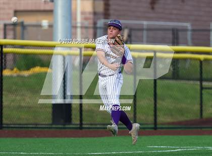Thumbnail 2 in Edgewood vs. Scurry-Rosser (UIL 3A Area Playoff) photogallery.