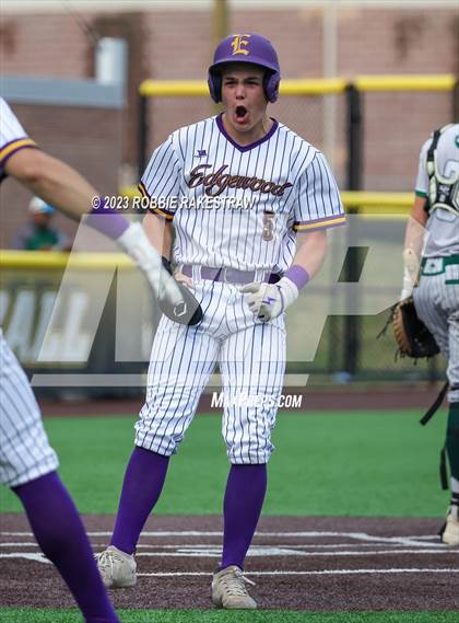 Thumbnail 1 in Edgewood vs. Scurry-Rosser (UIL 3A Area Playoff) photogallery.