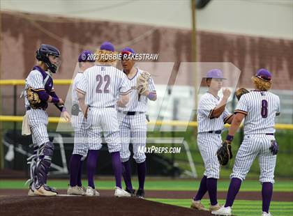 Thumbnail 1 in Edgewood vs. Scurry-Rosser (UIL 3A Area Playoff) photogallery.