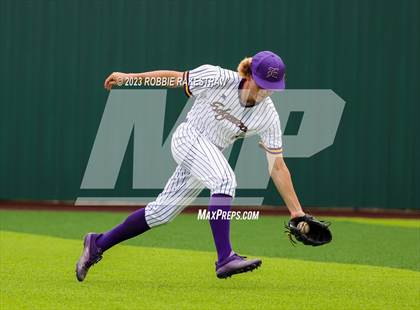 Thumbnail 2 in Edgewood vs. Scurry-Rosser (UIL 3A Area Playoff) photogallery.