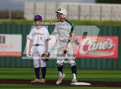 Thumbnail 3 in Edgewood vs. Scurry-Rosser (UIL 3A Area Playoff) photogallery.