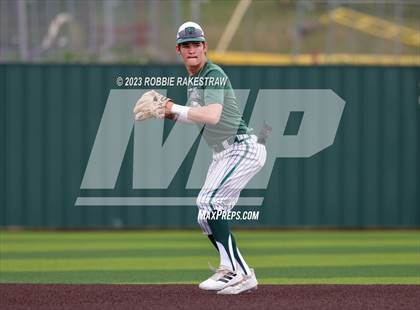 Thumbnail 1 in Edgewood vs. Scurry-Rosser (UIL 3A Area Playoff) photogallery.