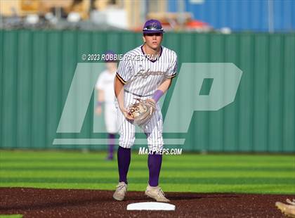 Thumbnail 2 in Edgewood vs. Scurry-Rosser (UIL 3A Area Playoff) photogallery.