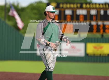 Thumbnail 2 in Edgewood vs. Scurry-Rosser (UIL 3A Area Playoff) photogallery.
