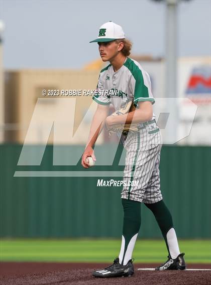 Thumbnail 3 in Edgewood vs. Scurry-Rosser (UIL 3A Area Playoff) photogallery.