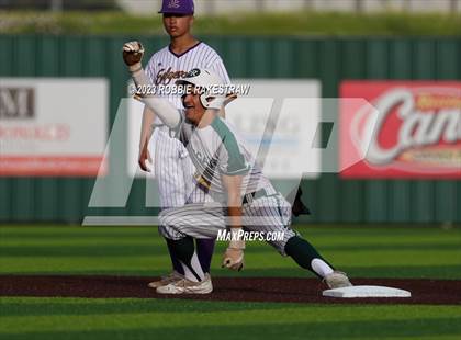 Thumbnail 1 in Edgewood vs. Scurry-Rosser (UIL 3A Area Playoff) photogallery.