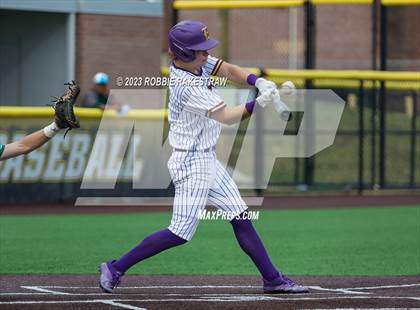 Thumbnail 3 in Edgewood vs. Scurry-Rosser (UIL 3A Area Playoff) photogallery.