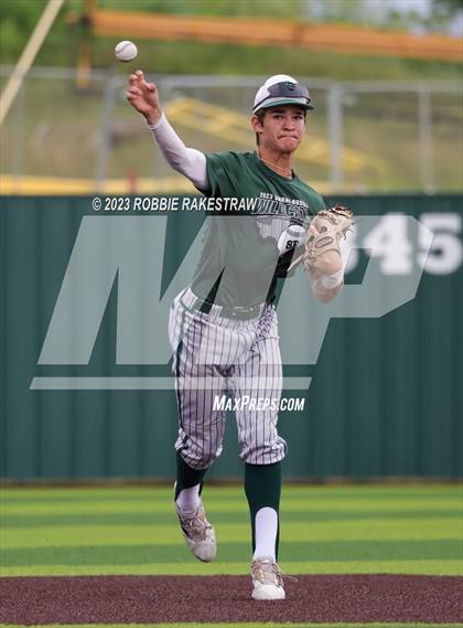 Thumbnail 2 in Edgewood vs. Scurry-Rosser (UIL 3A Area Playoff) photogallery.