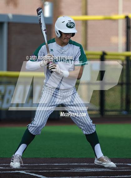 Thumbnail 2 in Edgewood vs. Scurry-Rosser (UIL 3A Area Playoff) photogallery.