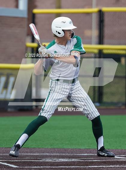 Thumbnail 2 in Edgewood vs. Scurry-Rosser (UIL 3A Area Playoff) photogallery.