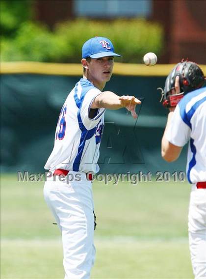 Thumbnail 3 in Cathedral vs Trinity Christian (TAPPS 5A Regional Playoffs) photogallery.