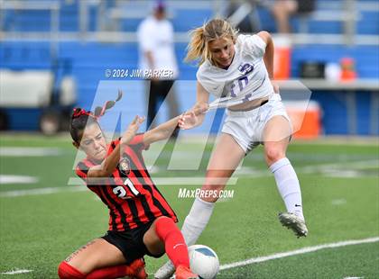 Thumbnail 3 in Salado vs. Boerne (UIL 4A Soccer Semifinal) photogallery.