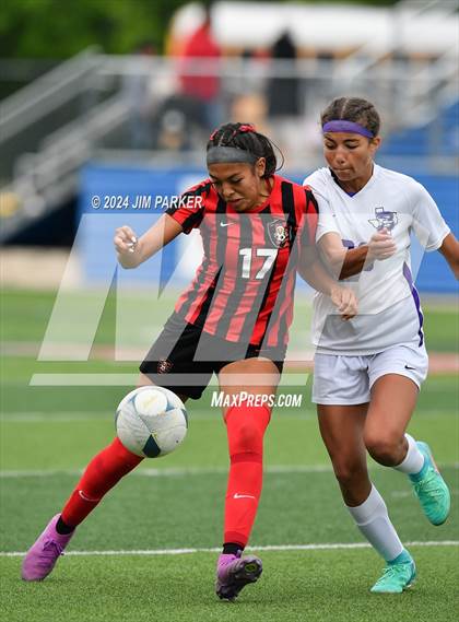 Thumbnail 3 in Salado vs. Boerne (UIL 4A Soccer Semifinal) photogallery.