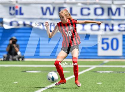Thumbnail 2 in Salado vs. Boerne (UIL 4A Soccer Semifinal) photogallery.