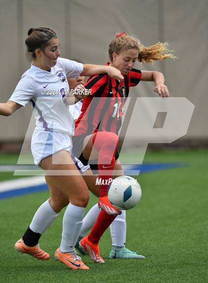 Thumbnail 3 in Salado vs. Boerne (UIL 4A Soccer Semifinal) photogallery.