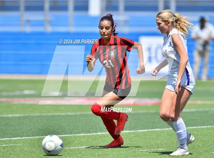 Thumbnail 2 in Salado vs. Boerne (UIL 4A Soccer Semifinal) photogallery.