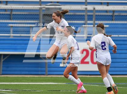 Thumbnail 2 in Salado vs. Boerne (UIL 4A Soccer Semifinal) photogallery.
