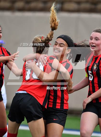 Thumbnail 3 in Salado vs. Boerne (UIL 4A Soccer Semifinal) photogallery.