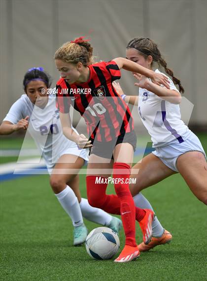 Thumbnail 3 in Salado vs. Boerne (UIL 4A Soccer Semifinal) photogallery.