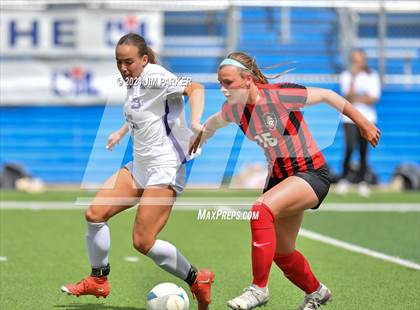 Thumbnail 3 in Salado vs. Boerne (UIL 4A Soccer Semifinal) photogallery.
