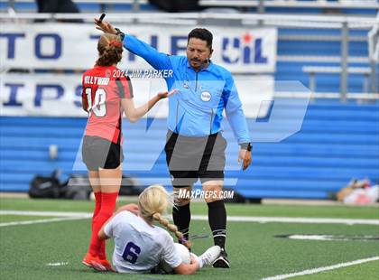 Thumbnail 1 in Salado vs. Boerne (UIL 4A Soccer Semifinal) photogallery.