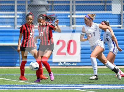 Thumbnail 3 in Salado vs. Boerne (UIL 4A Soccer Semifinal) photogallery.