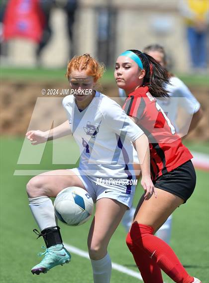 Thumbnail 2 in Salado vs. Boerne (UIL 4A Soccer Semifinal) photogallery.