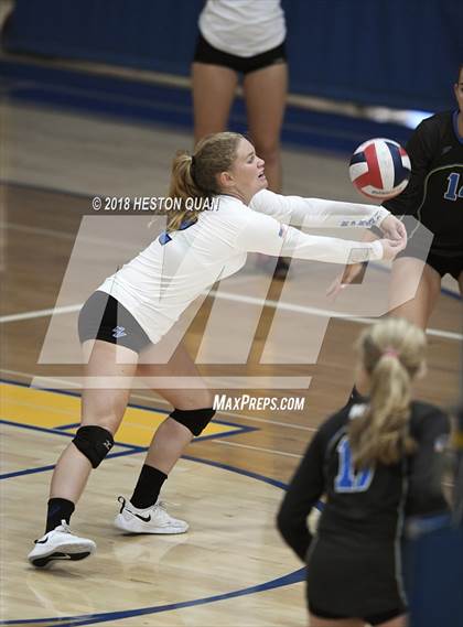 Thumbnail 2 in Carlsbad vs. Fountain Valley (Dave Mohs Tournament) photogallery.
