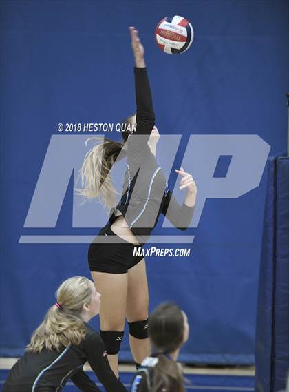Thumbnail 1 in Carlsbad vs. Fountain Valley (Dave Mohs Tournament) photogallery.